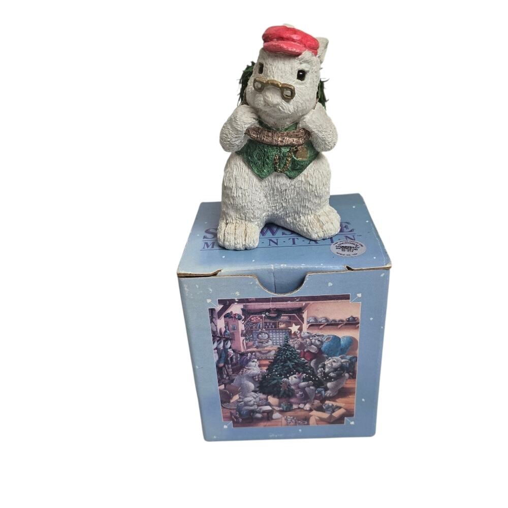 Snowshoe Mountain  Gramps Bunny Rabbit Figurine Decor Collectible Holidsys